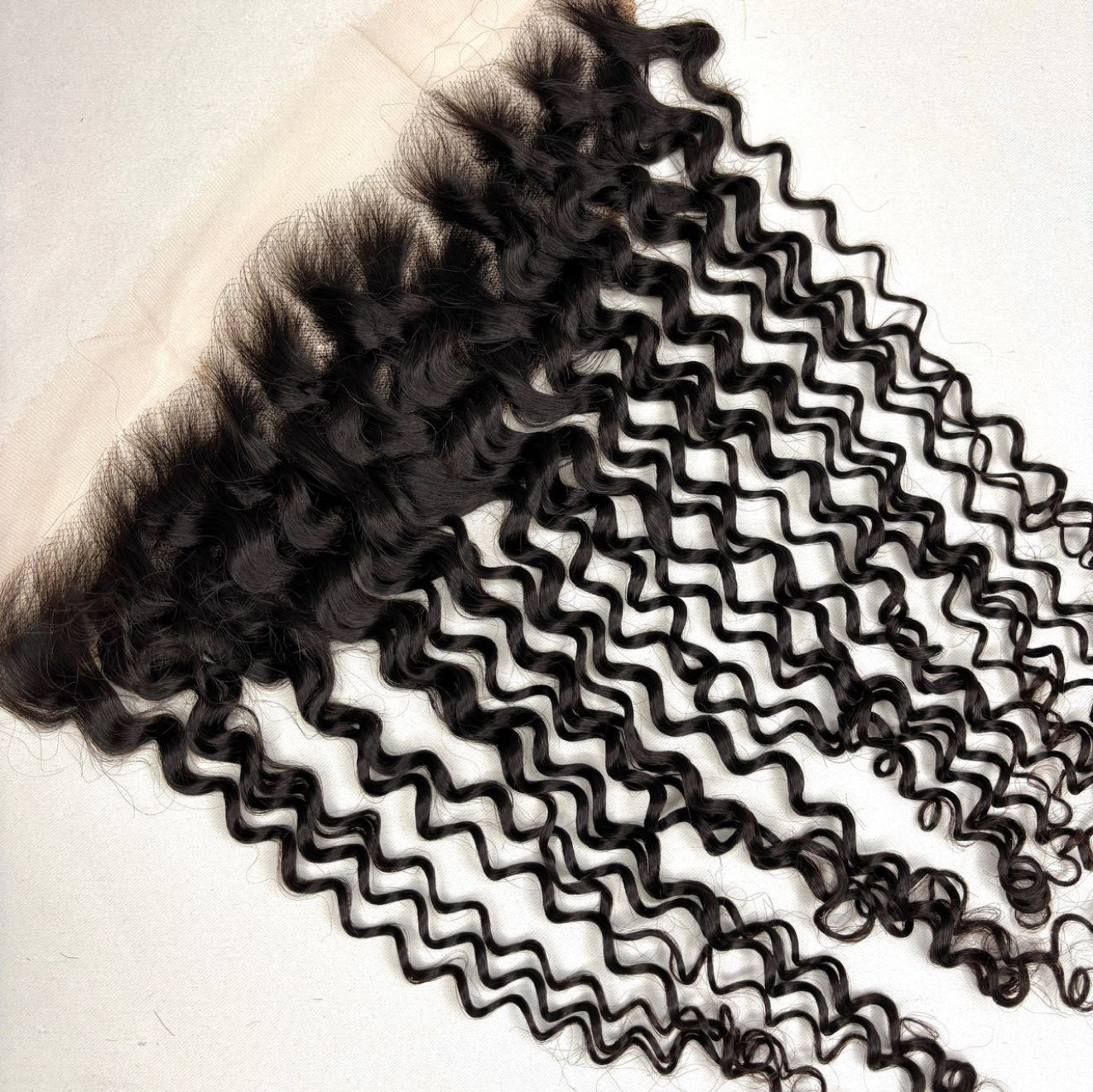 Lace frontale deep curl-Cambodgien hair